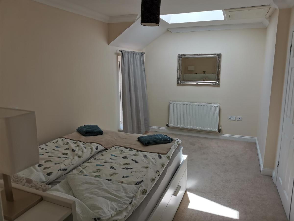 Poseidon Friends Apartment บอร์นมัธ ภายนอก รูปภาพ